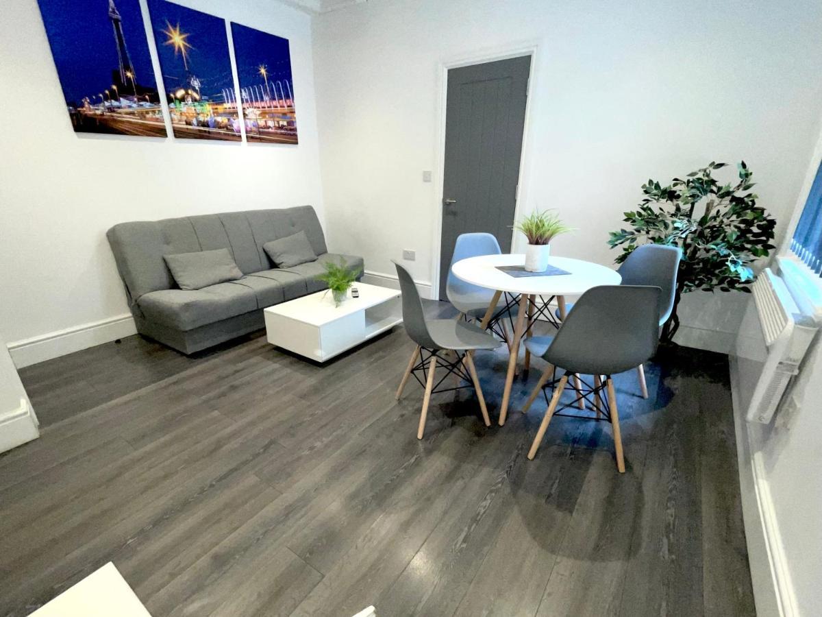 Albert Luxury Hottub & Jacuzzi Apartments بلاكبول المظهر الخارجي الصورة